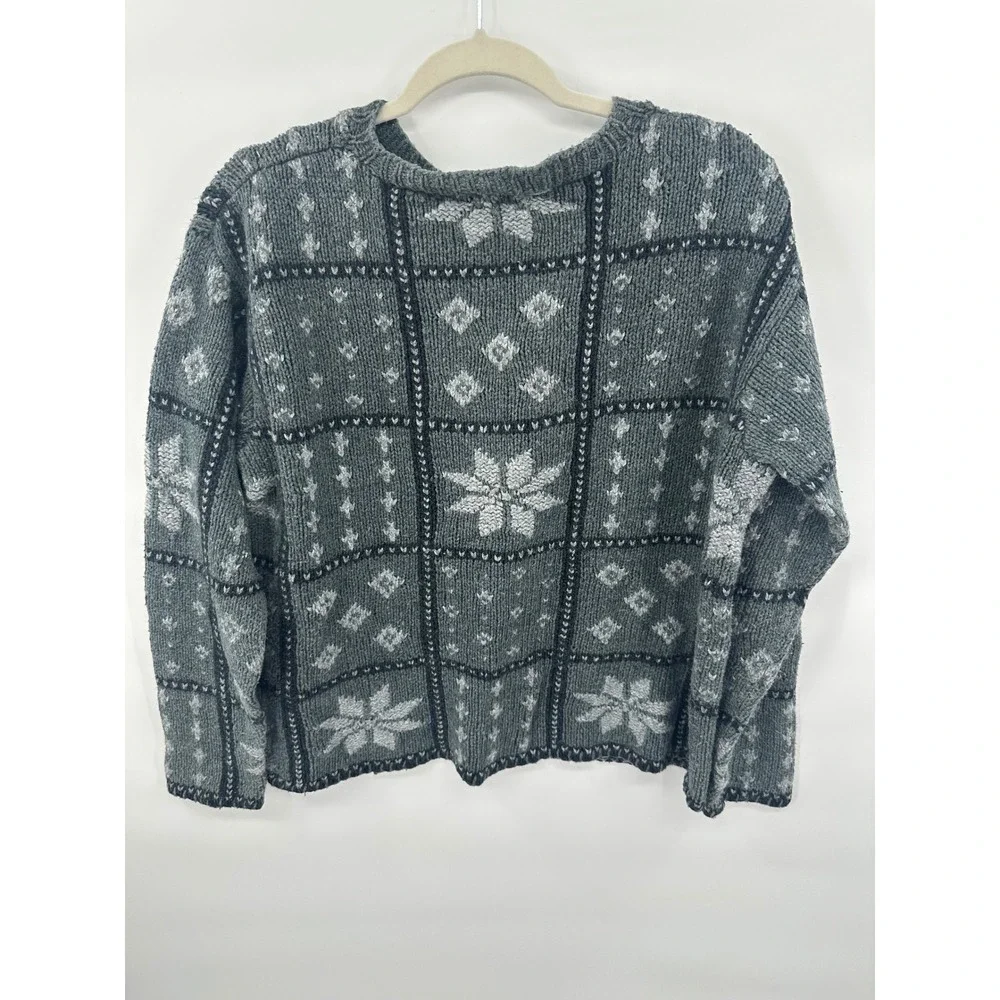 Crazy Horse Liz Claiborne Gray Fair Isle Snowflake Knit Sweater Womens S 1217 - Picture 3 of 8